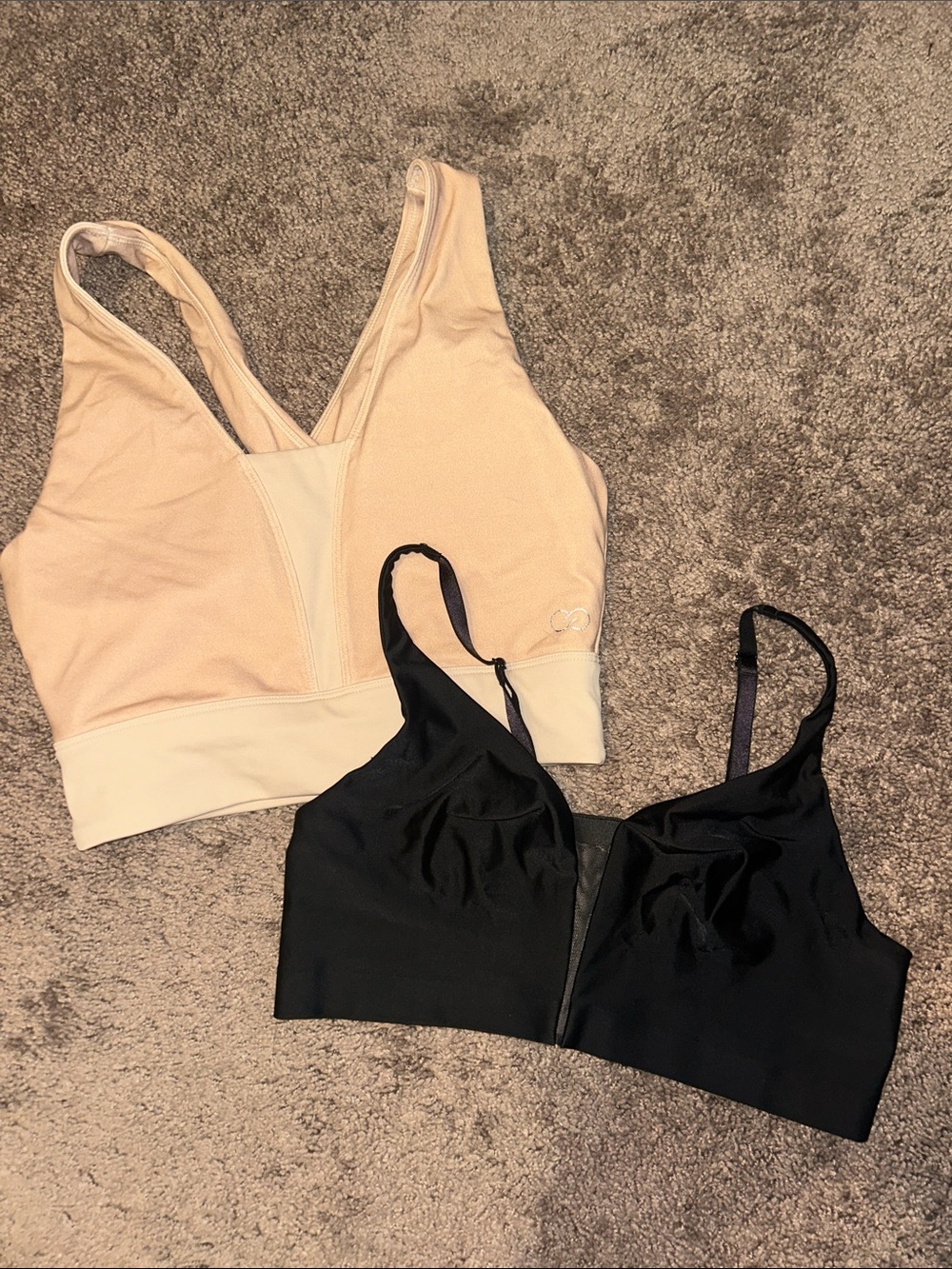 Size medium Calia sports bra & true lounge bra bundle!!